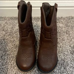 Toddler boots